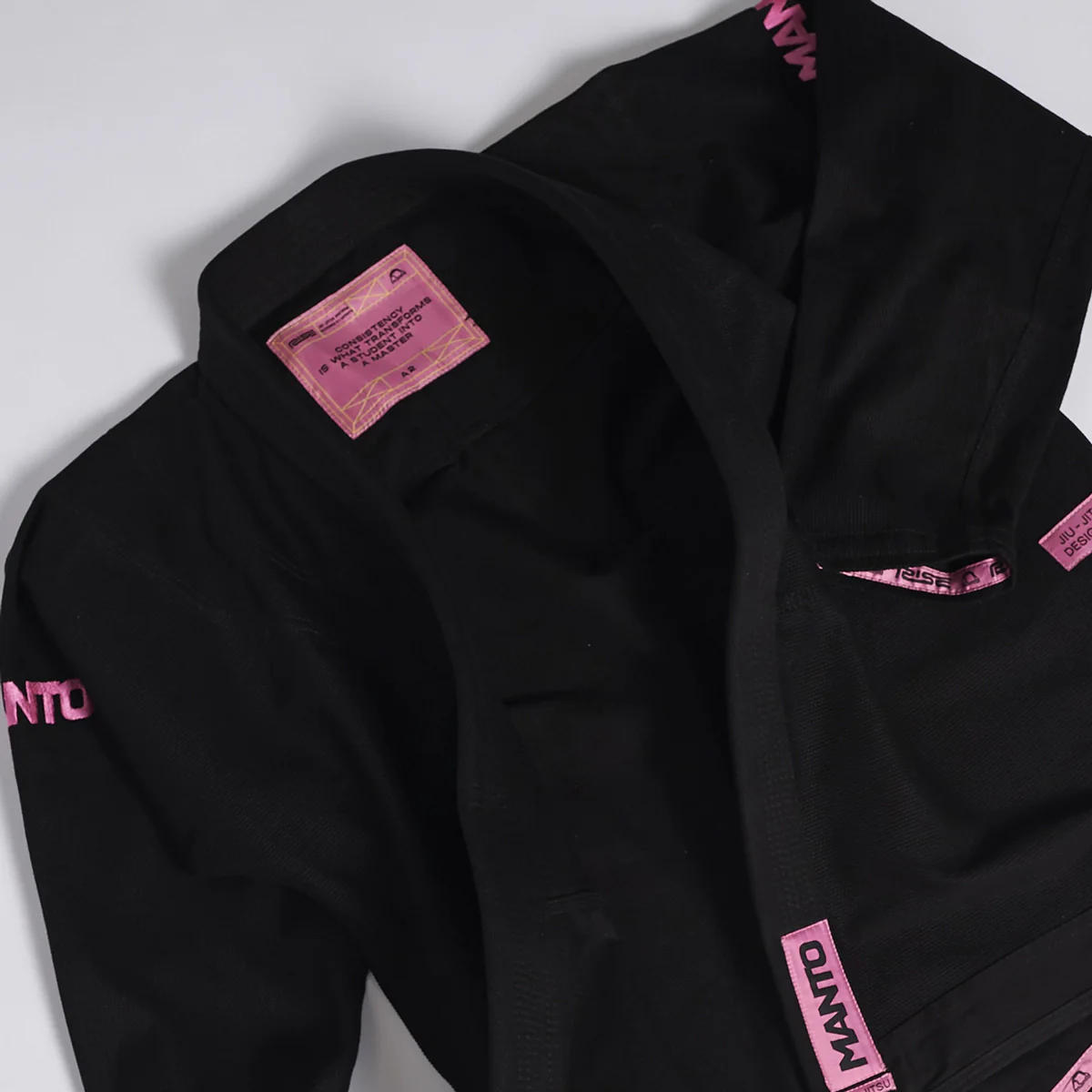 BJJ Gi Manto Rise 2.0 Negro-rosa  - Image 10