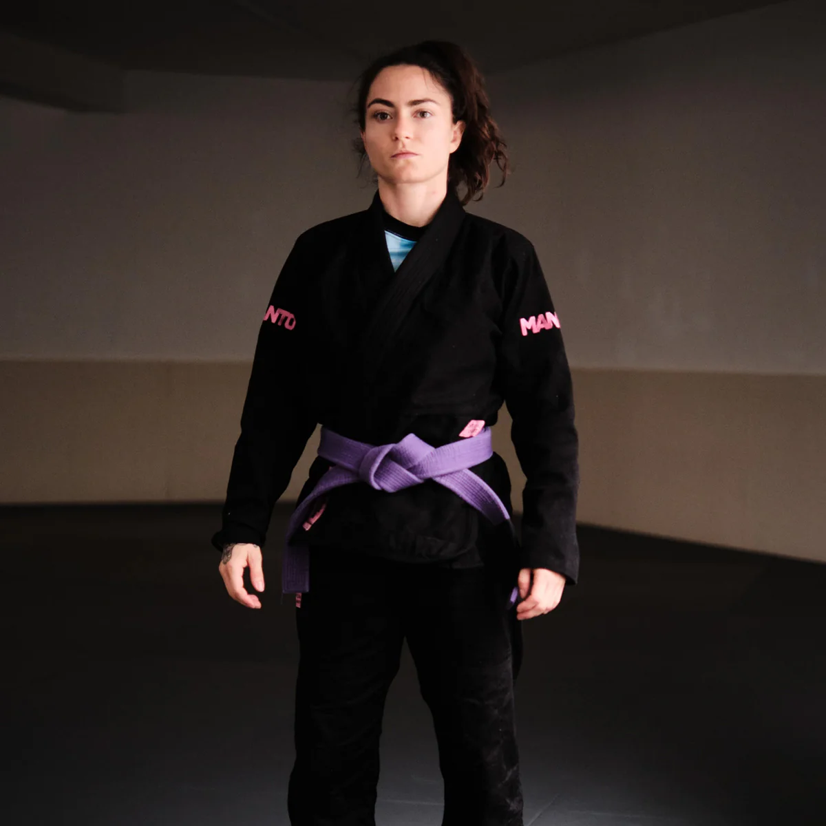 BJJ Gi Manto Rise 2.0 Negro-rosa  - Image 13