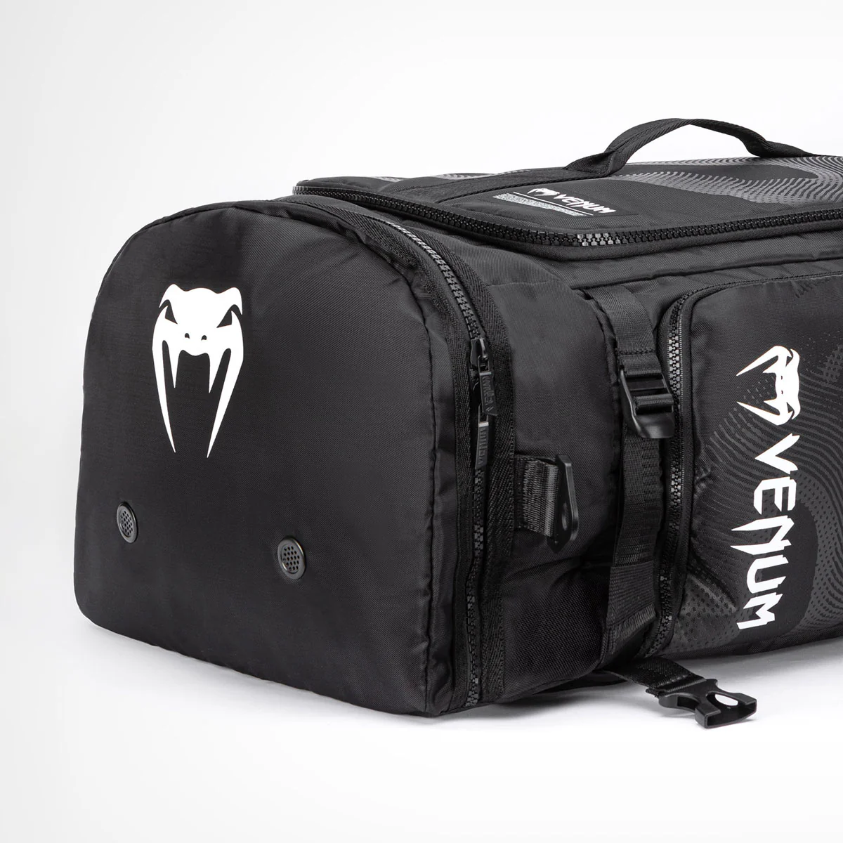bolsa Venum Shockwave Convertible 60 Lt Negro  - Image 6