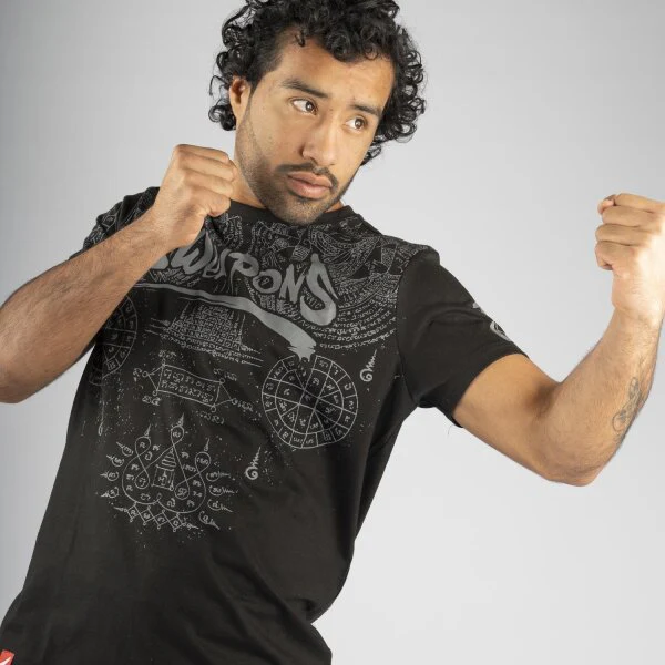 Camiseta 8 Weapons Yantra negro  - Image 6