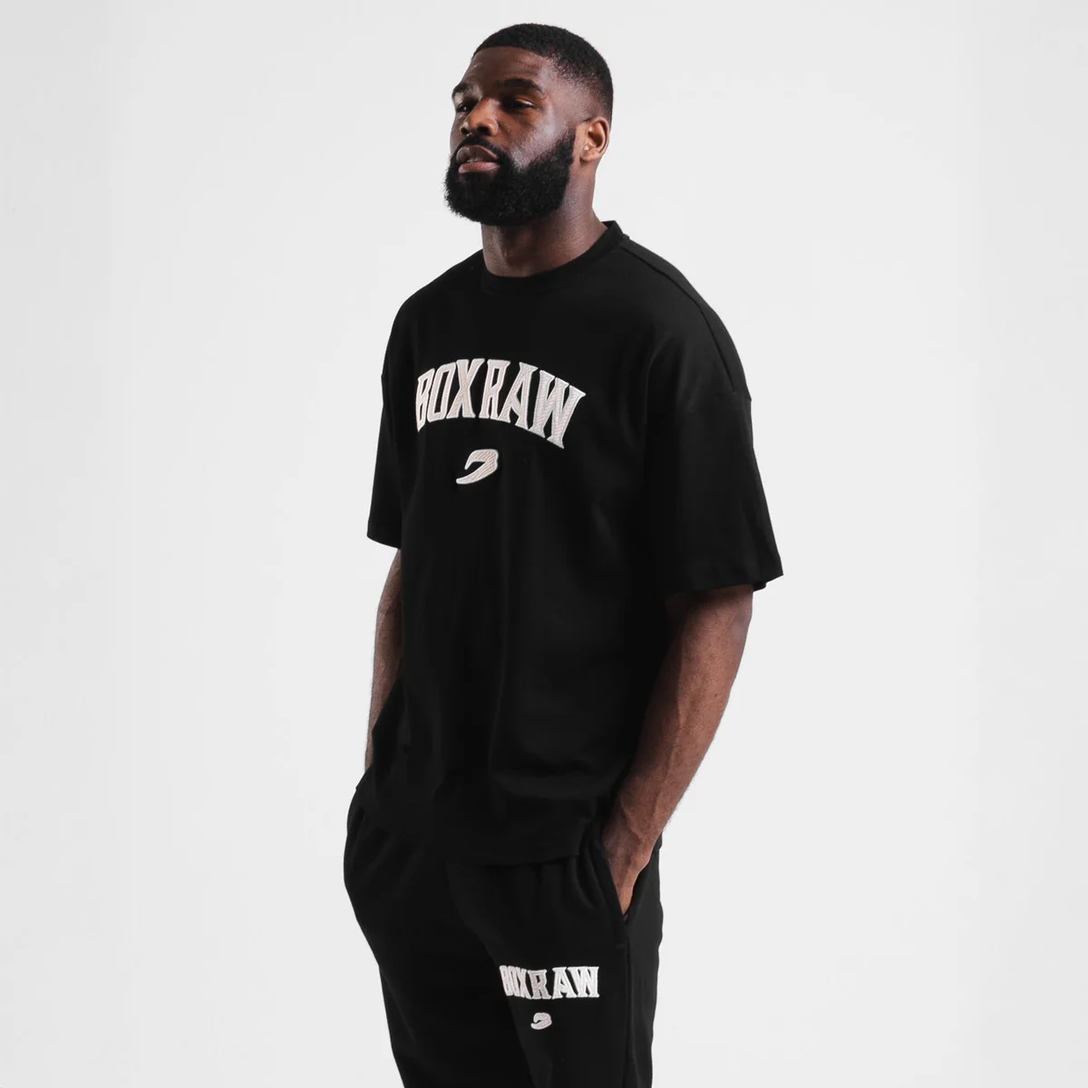 Camiseta Boxraw East Street Oversize Negro  - Image 3