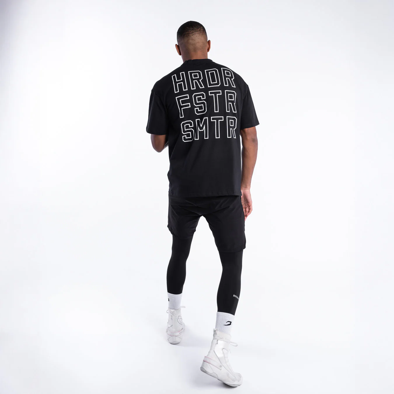 Camiseta Boxraw HRDR FSTR SMTR Oversize Negro  - Image 4