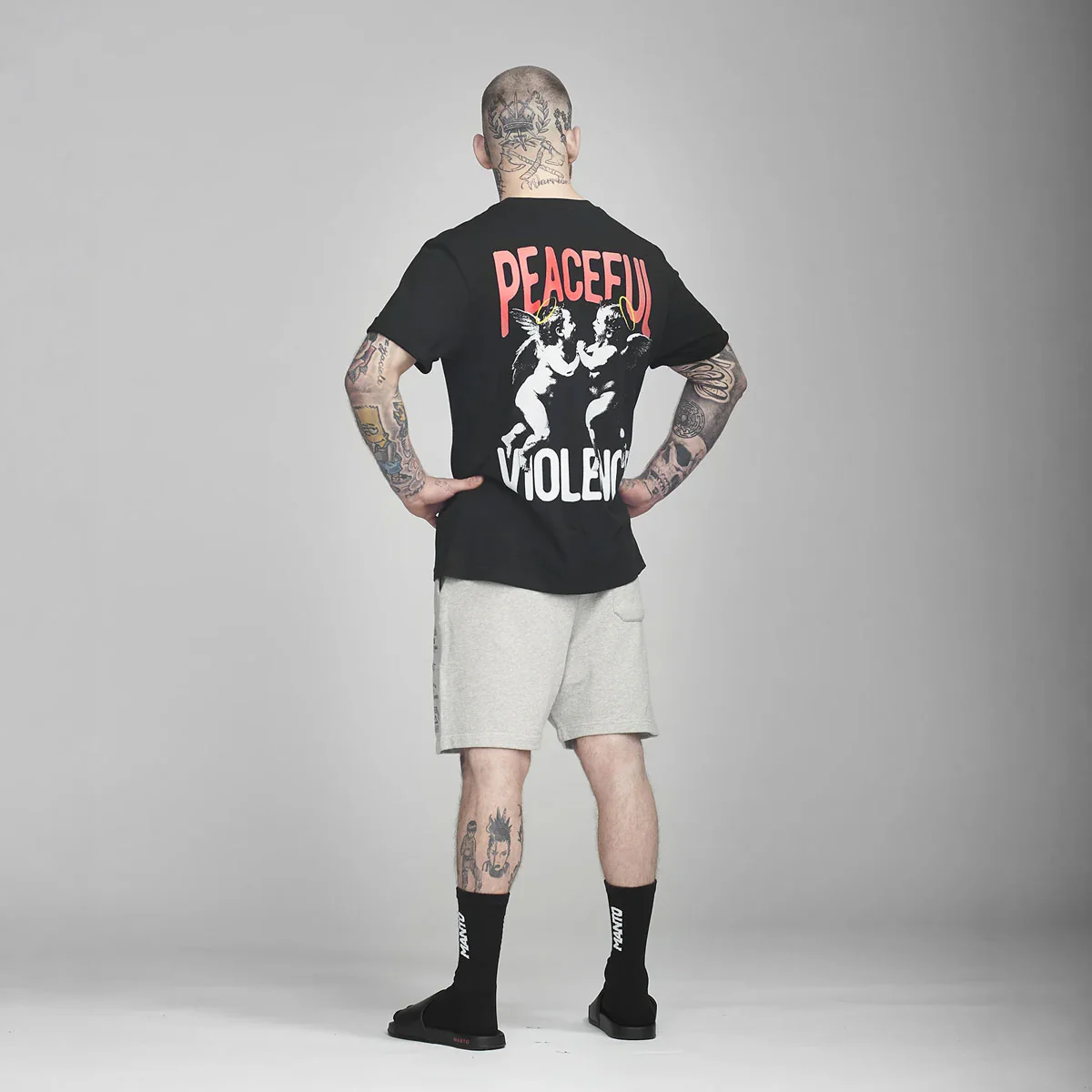 Camiseta Manto Angels Negro  - Image 6