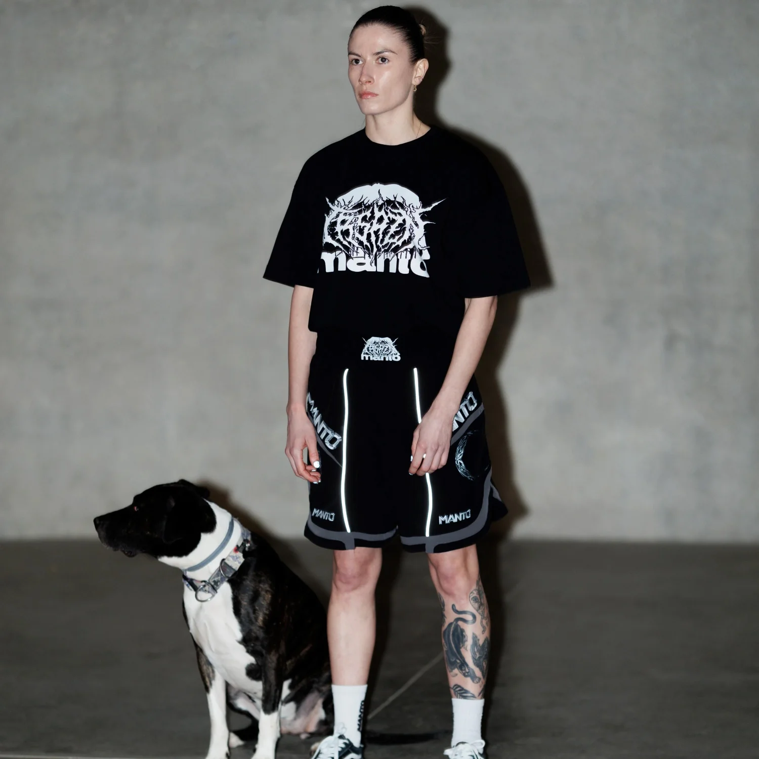 Camiseta oversize Manto Treasure Zone Negro  - Image 7