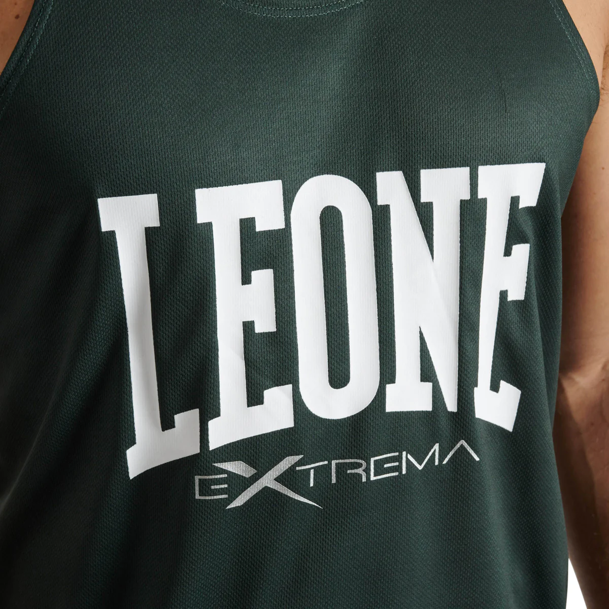 Camiseta sin mangas Leone Logo ABX118 Verde  - Image 3