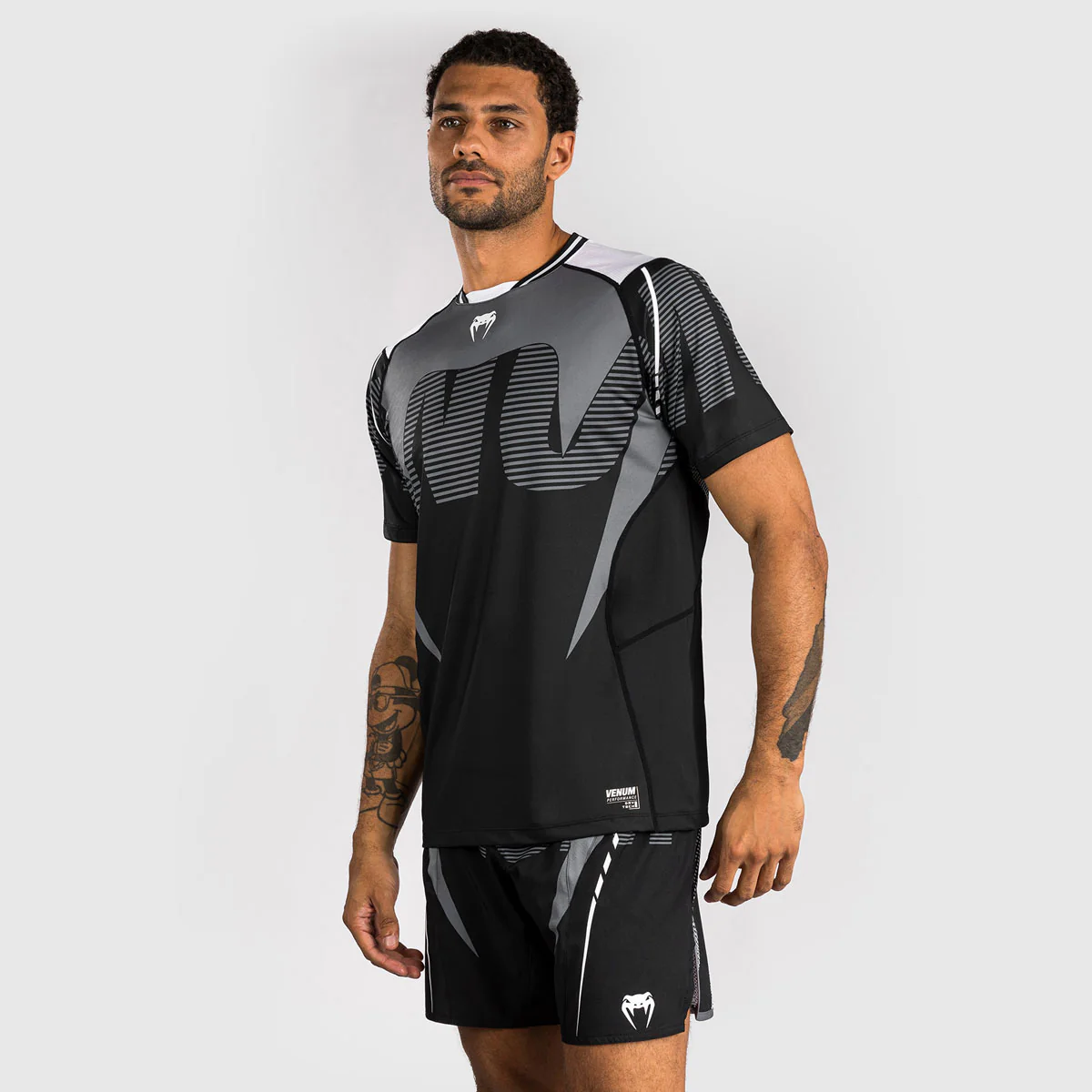Camiseta Venum Adrenaline Dry Tech Negro-gris - Image 2