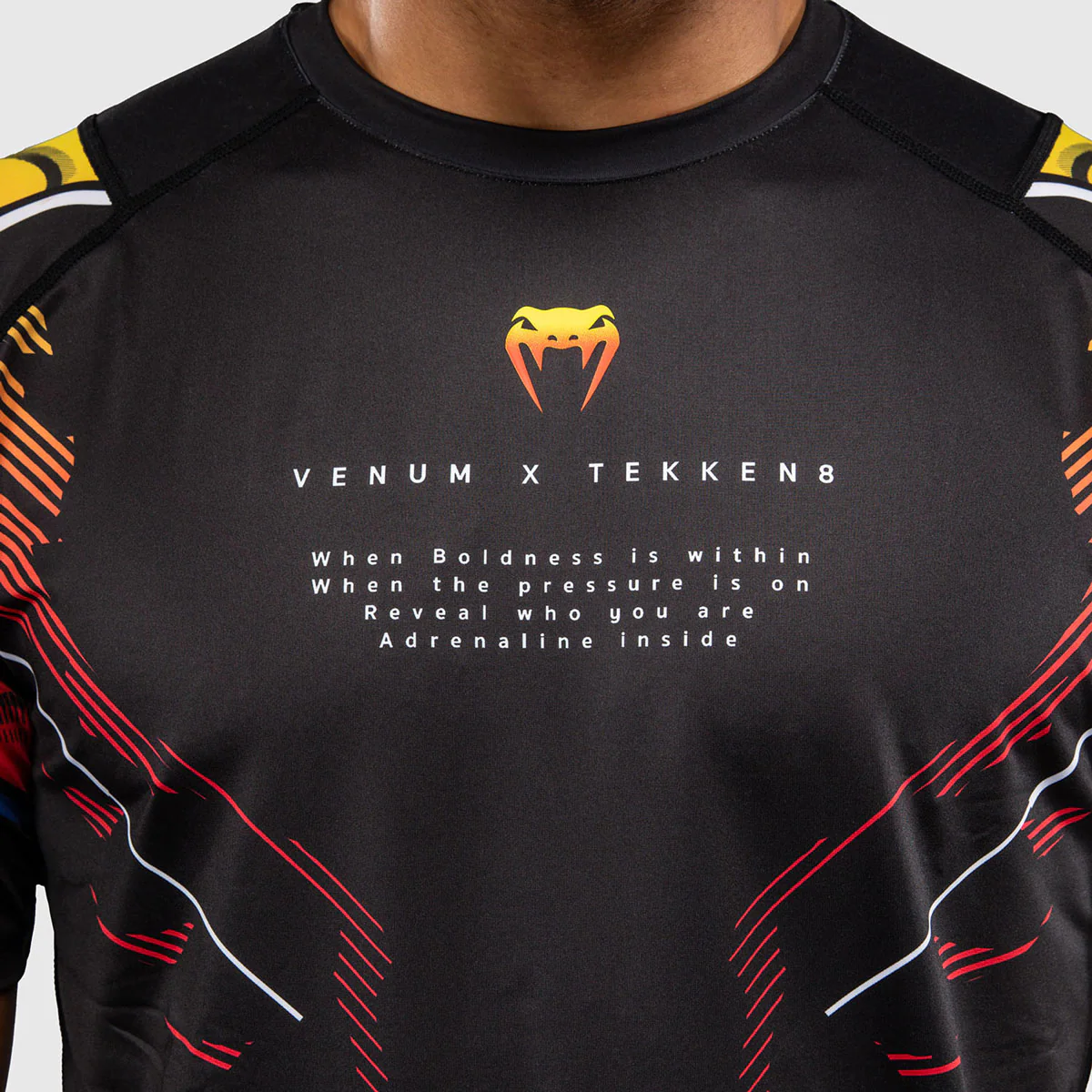 Camiseta Venum Dry Tech Tekken 8 Yoshimitsu Negro-naranja  - Image 4