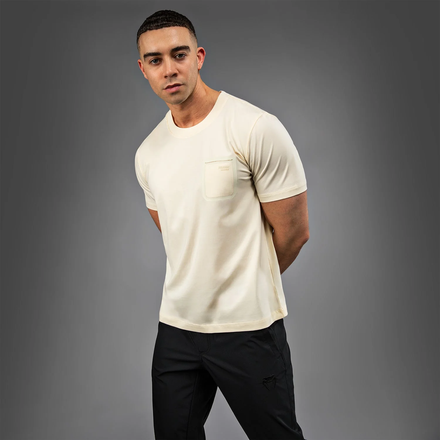 Camiseta Venum Fly Beige  - Image 2