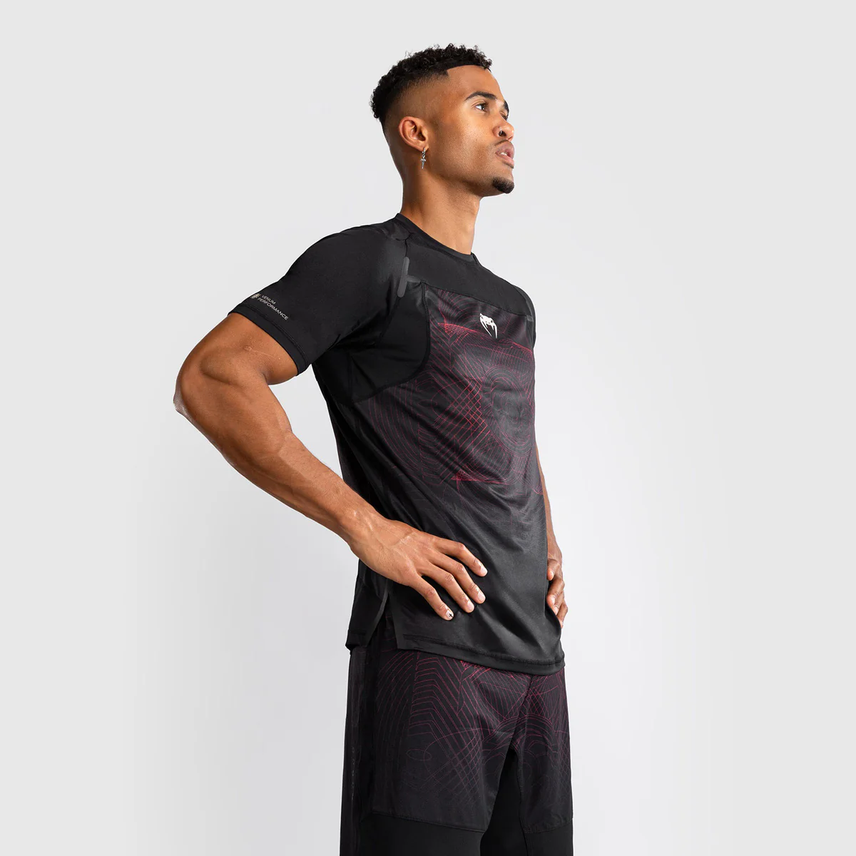 Camiseta Venum G-Fit Air Dry Tech negro rojo  - Image 4