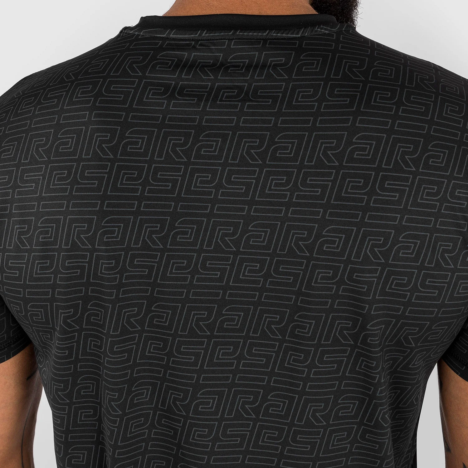 Camiseta Venum X Ares 2.0 Dry Tech Negro-oro  - Image 7