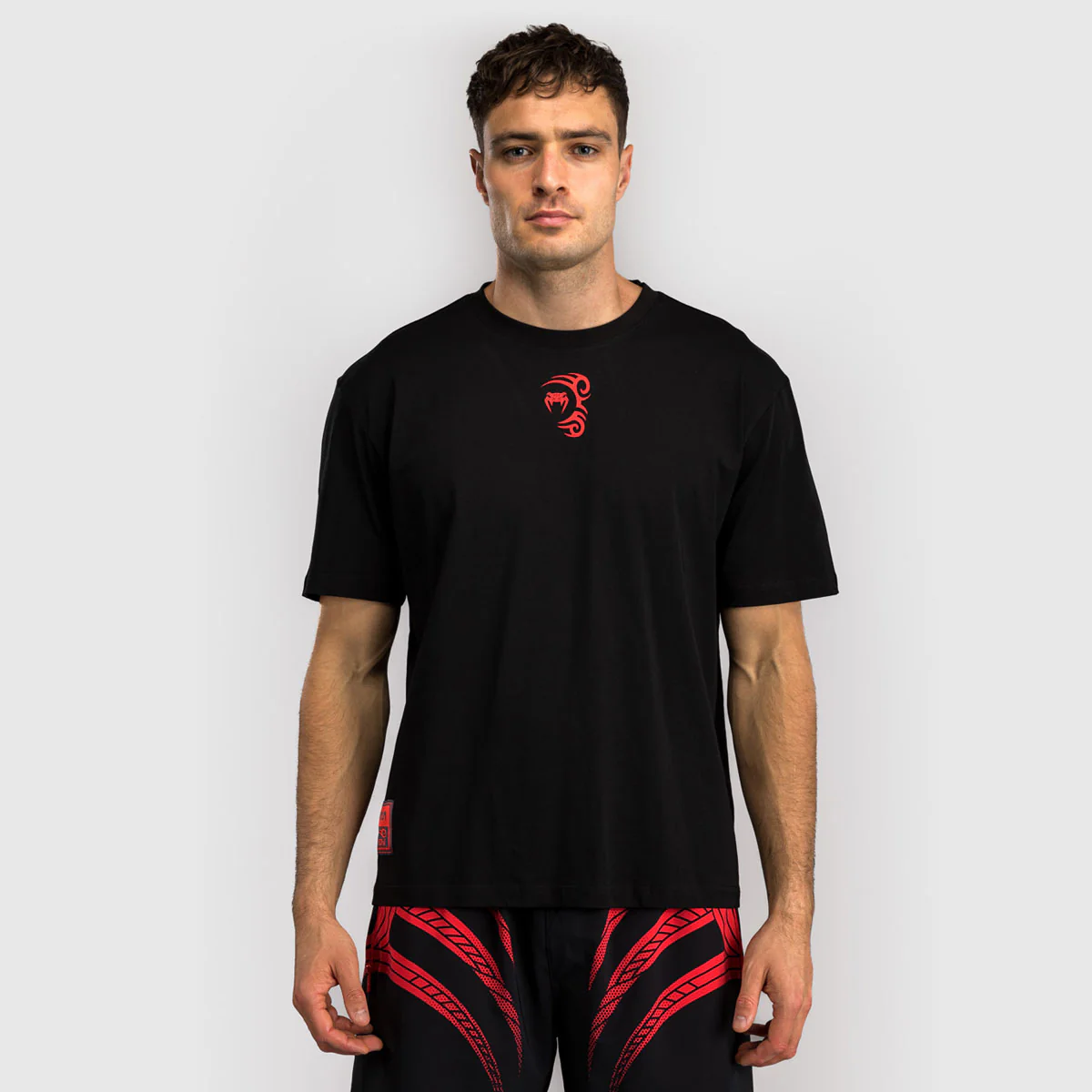 Camiseta Venum x Mike Tyson Tiger Negro 
