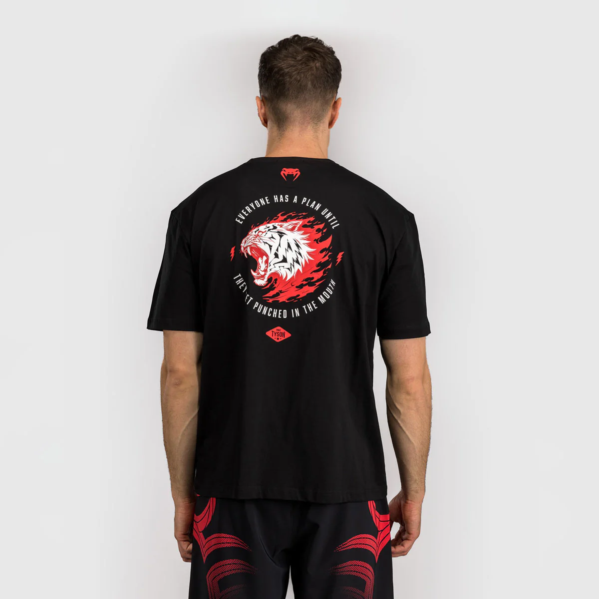 Camiseta Venum x Mike Tyson Tiger Negro  - Image 2