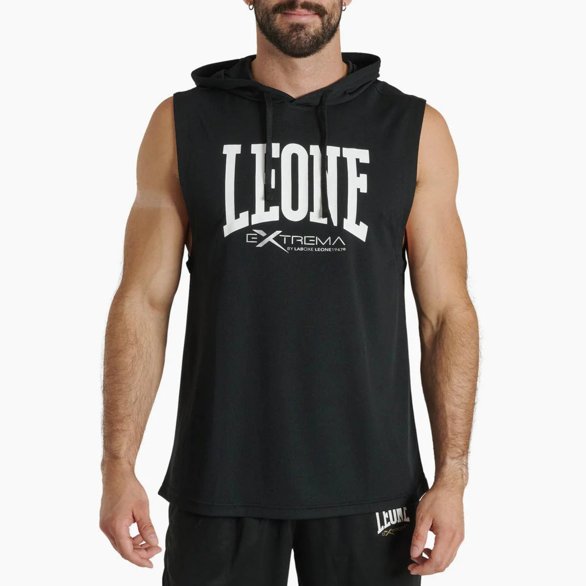 Chaleco con capucha Leone Logo ABX120 Negro