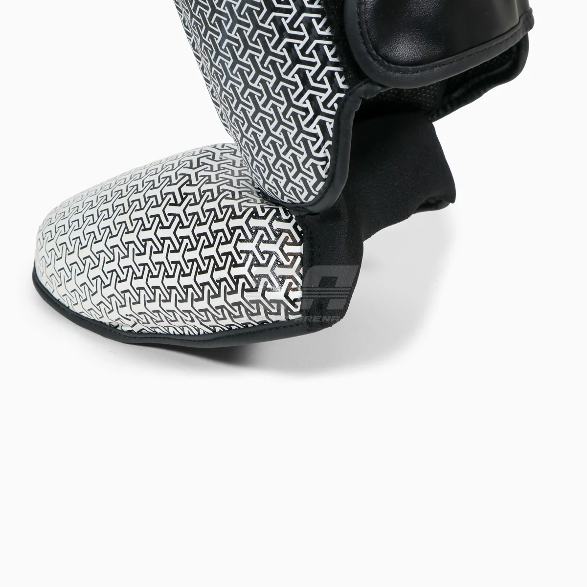 Espinilleras con parapiede Adidas Pro Kickboxing WAKO Negro-blanco  - Image 6
