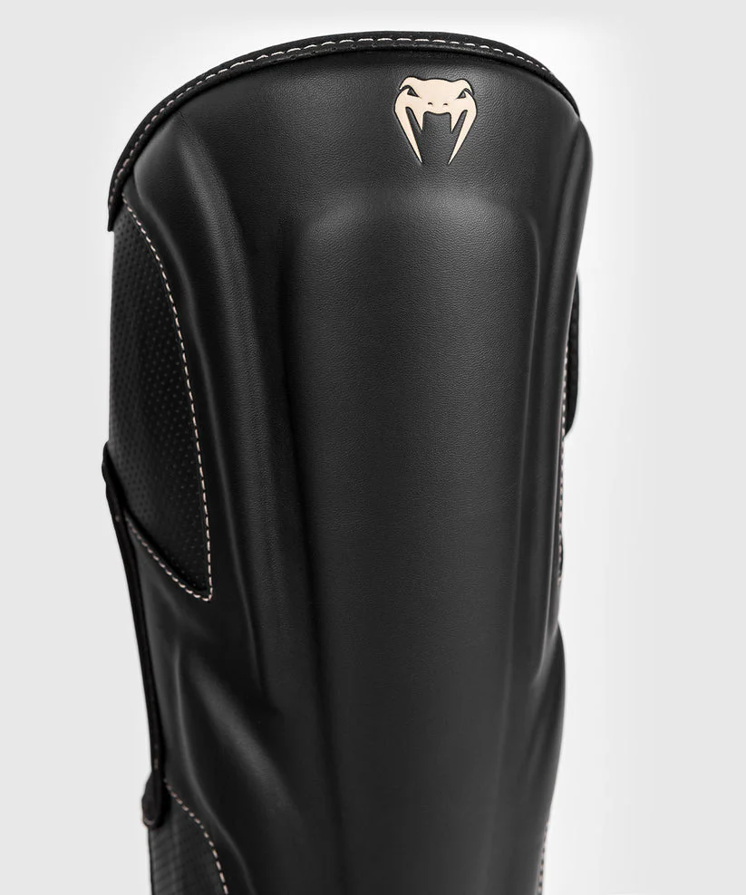 Espinilleras Venum Impact Evo  - Image 3