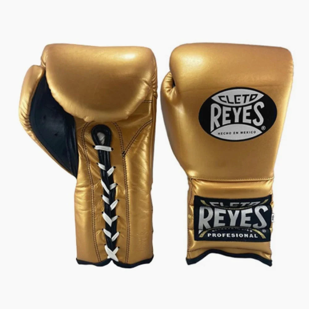 Guantes de boxeo Cleto Reyes Traditional Training CE4 Oro con Cordones - Image 2