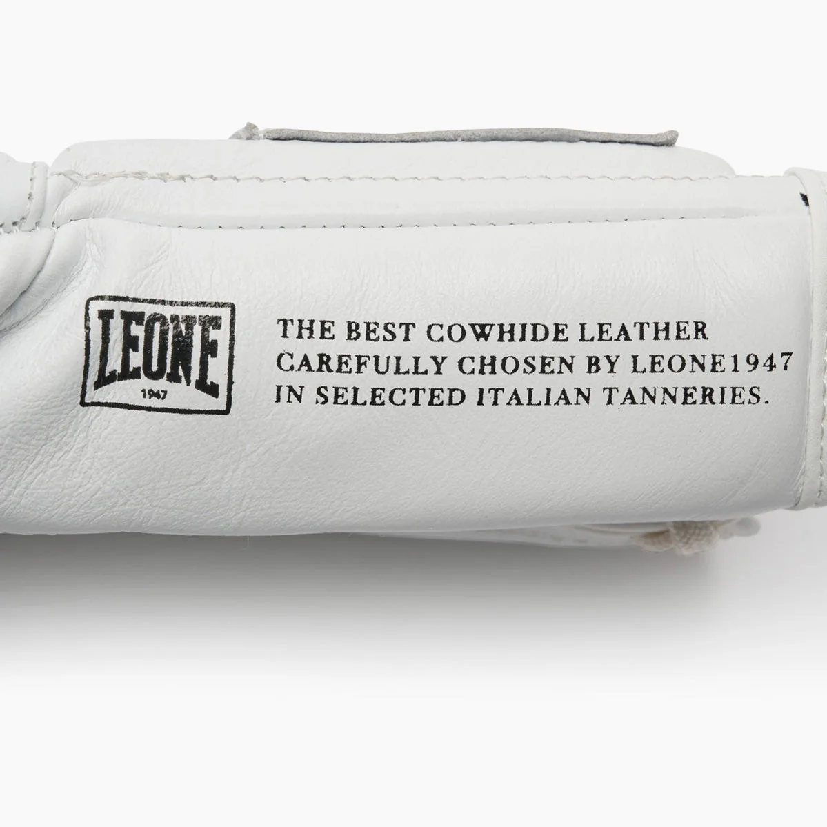 Guantes de boxeo Leone The Greatest con cordones GN111L  - Image 30