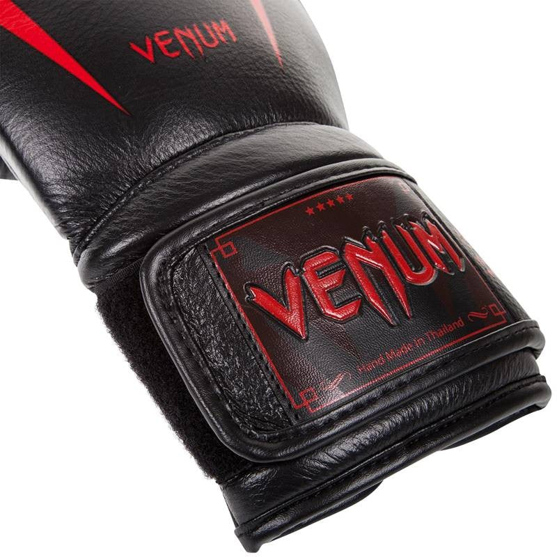 Guantes de boxeo de Boxeo Venum Giant 3.0 Negro-Rojo  - Image 3