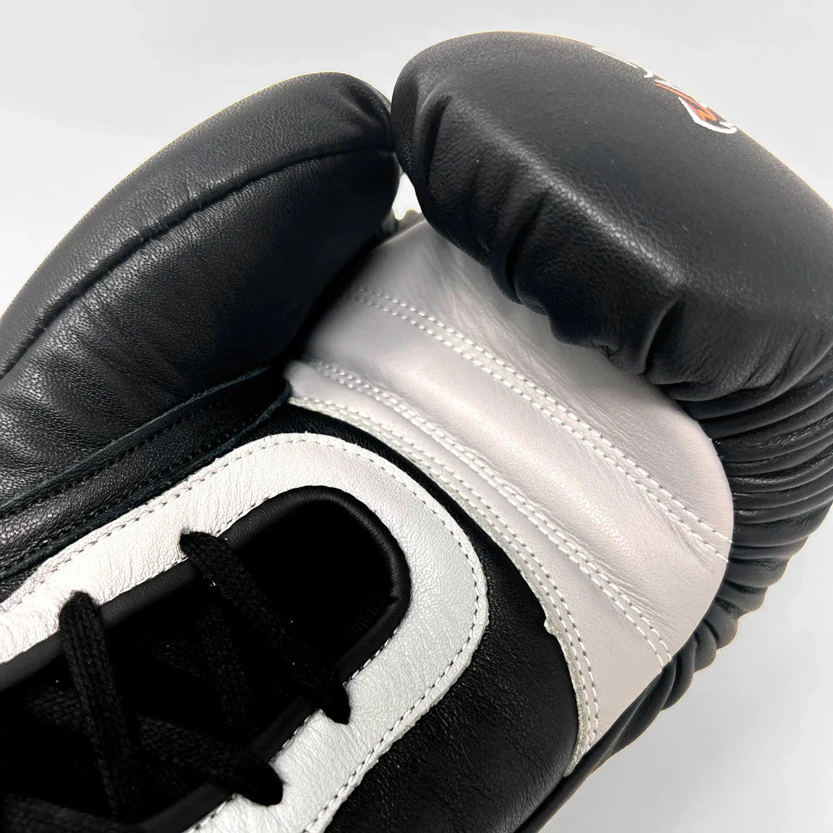 Guantes de boxeo Rival RS1 Pro Sparring 20th Anniversary Negro  - Image 5