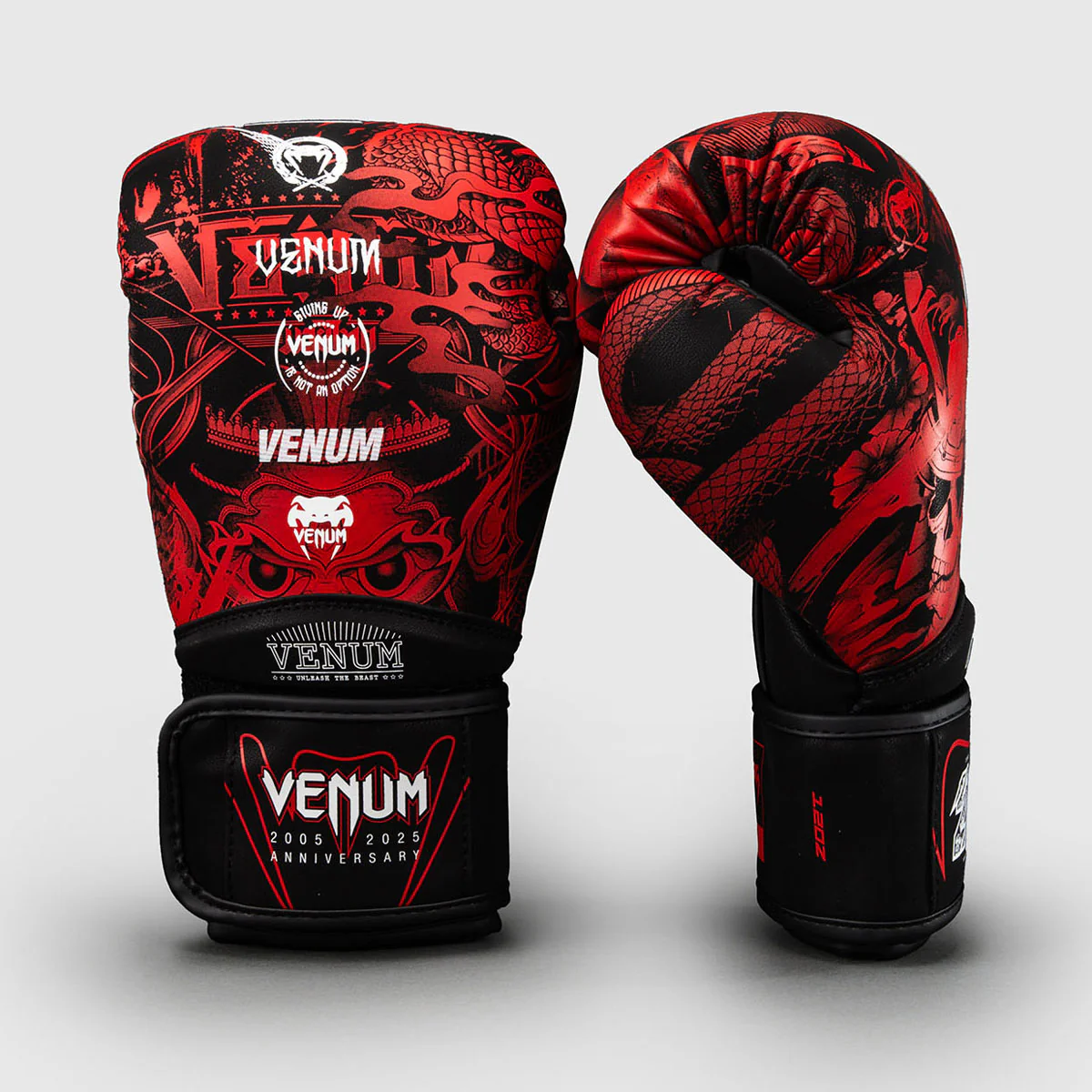 Guantes de boxeo Venum 20th Anniversary Negro-rojo  - Image 2