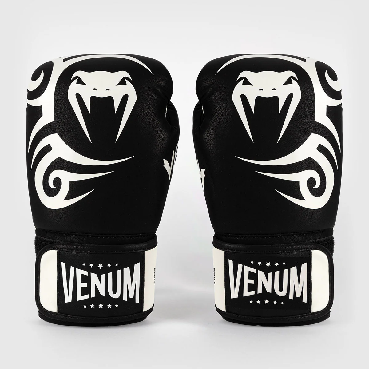 Guantes de boxeo Venum Mike Tyson Replica  - Image 3