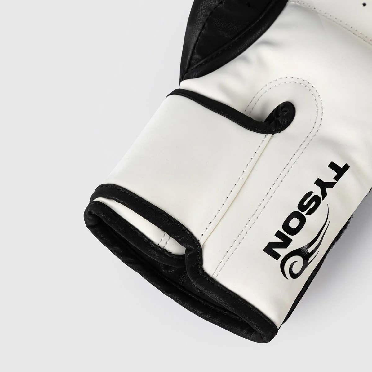 Guantes de boxeo Venum Mike Tyson Replica  - Image 7