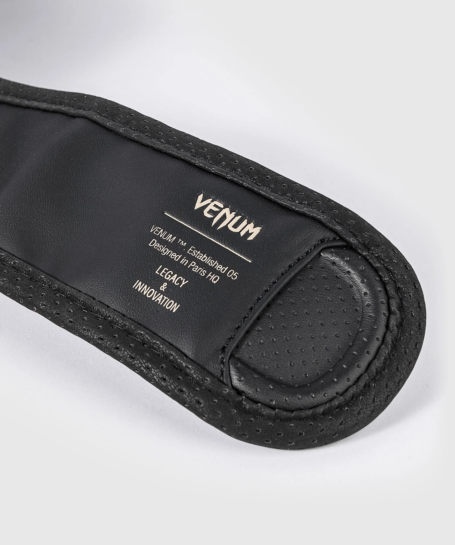 Guantes MMA 7 Oz Venum Impacto Evo Sparring  - Image 10
