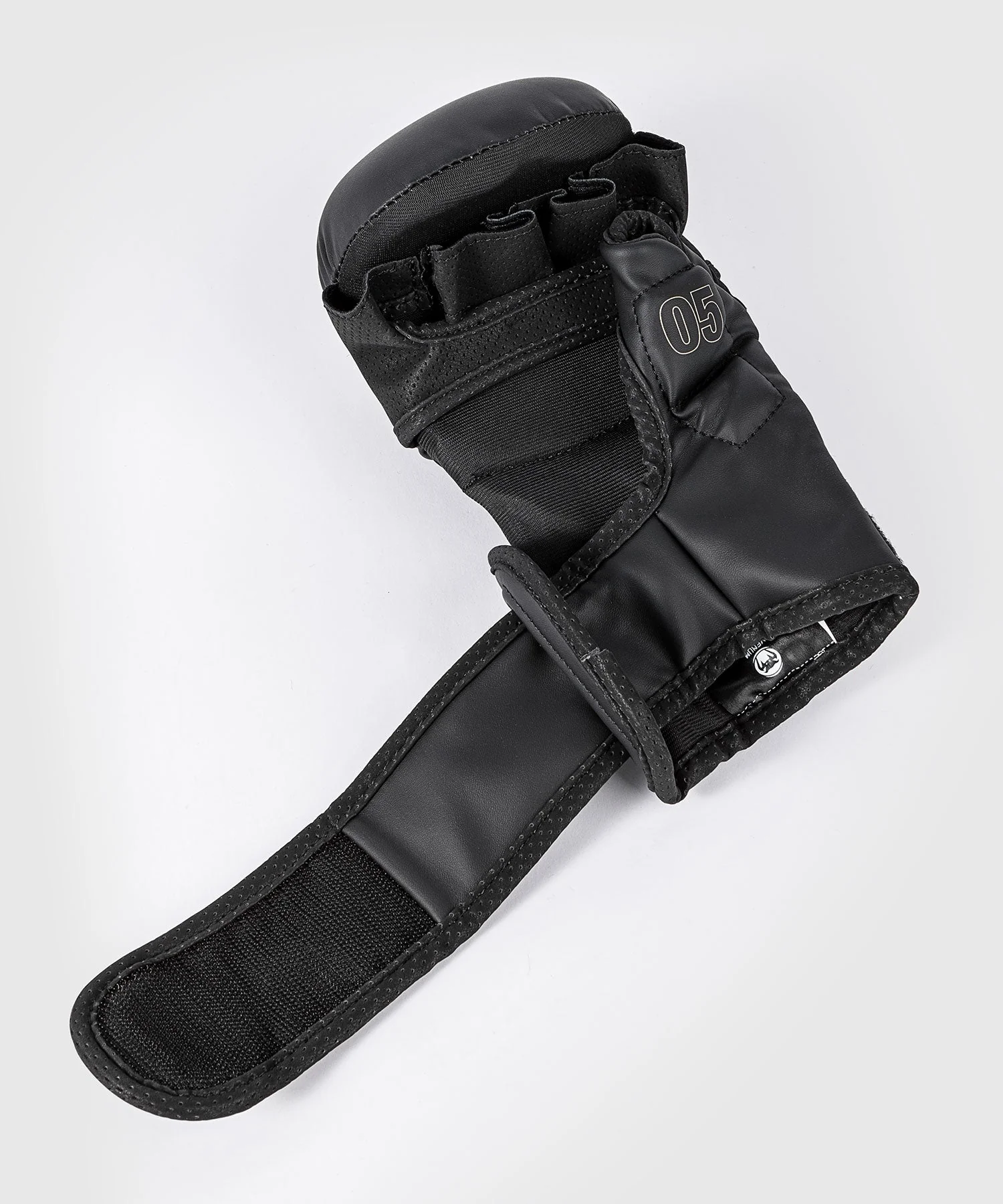 Guantes MMA 7 Oz Venum Impacto Evo Sparring  - Image 5