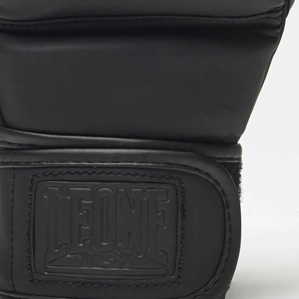 Guantes MMA Leone Black Edition GP121 7 oz - Image 6