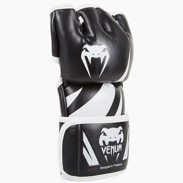Guantes MMA 4 Oz Venum Challenger Negro  - Image 3