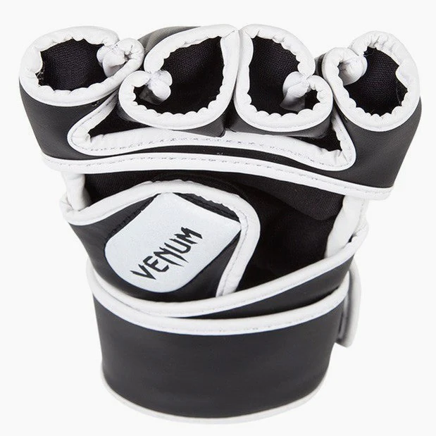 Guantes MMA 4 Oz Venum Challenger Negro  - Image 7