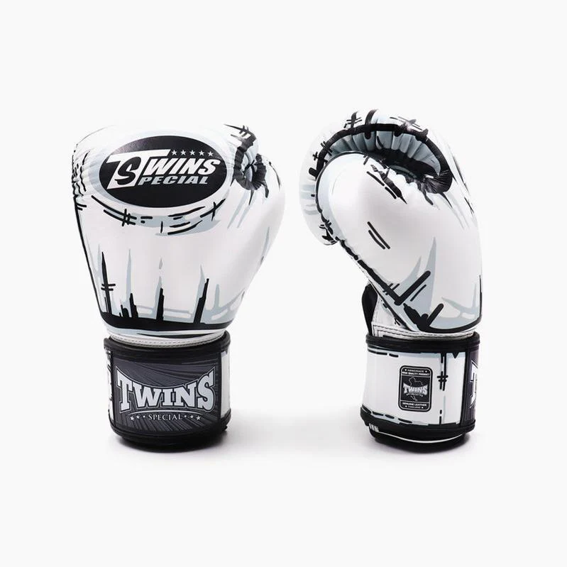 Guantes Muay Thai Twins Special FBGVL4-66 Comic