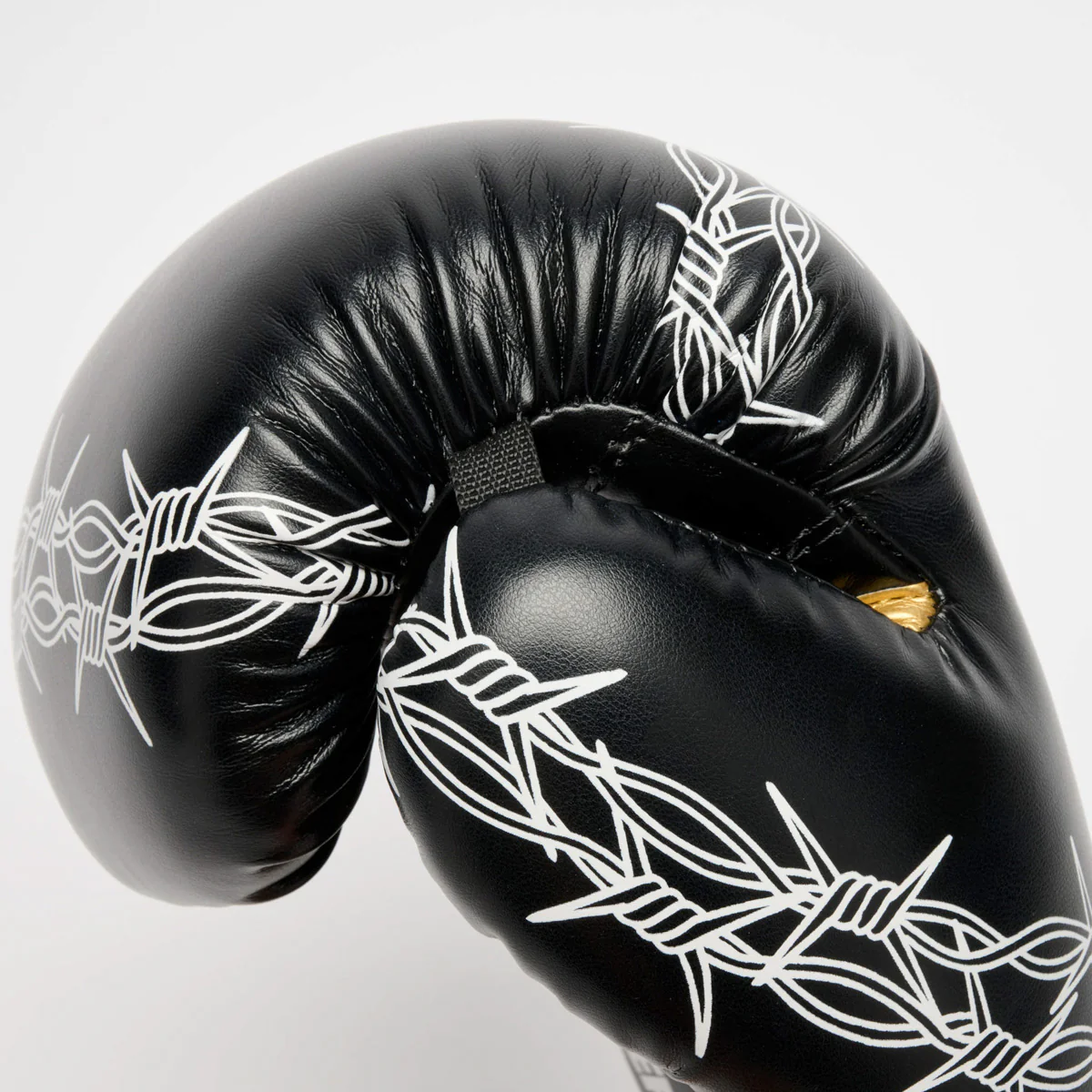 Guantes de boxeo Leone IUTER Barbed Wire GN02IU Negro  - Image 4