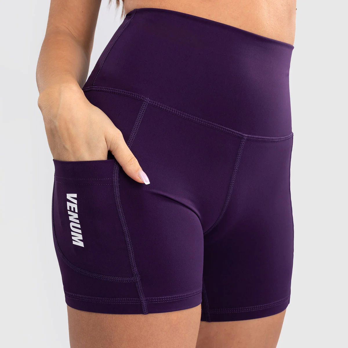 Leggings cortos Mujer Venum Essential Violeta  - Image 6