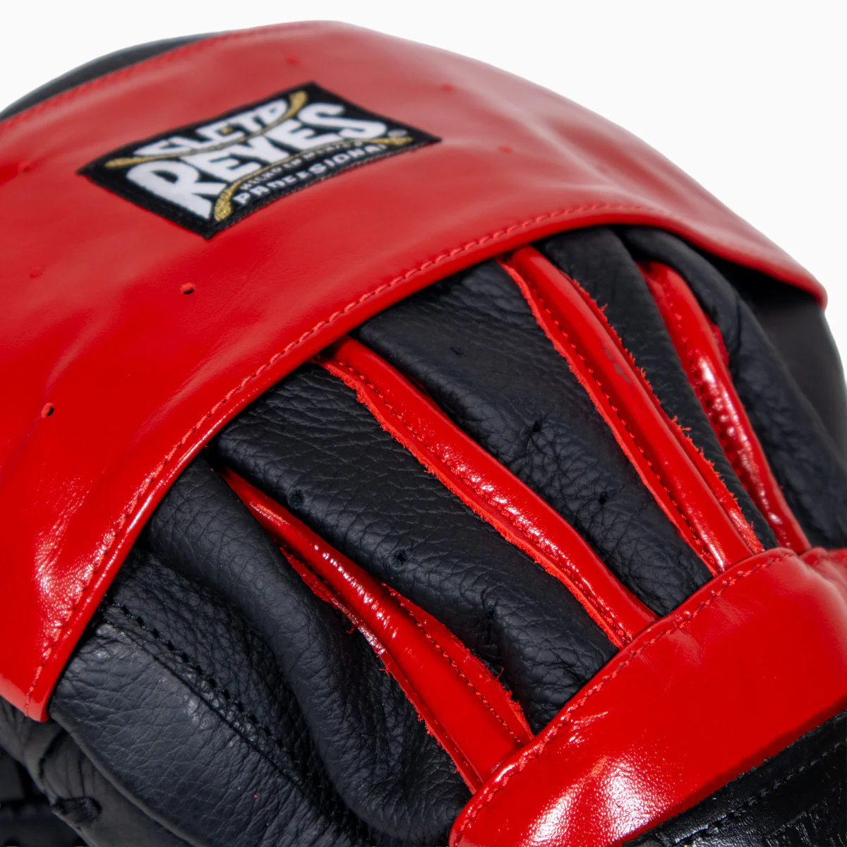 Manoplas de boxeo Cleto Reyes Curvos con velcro  - Image 4