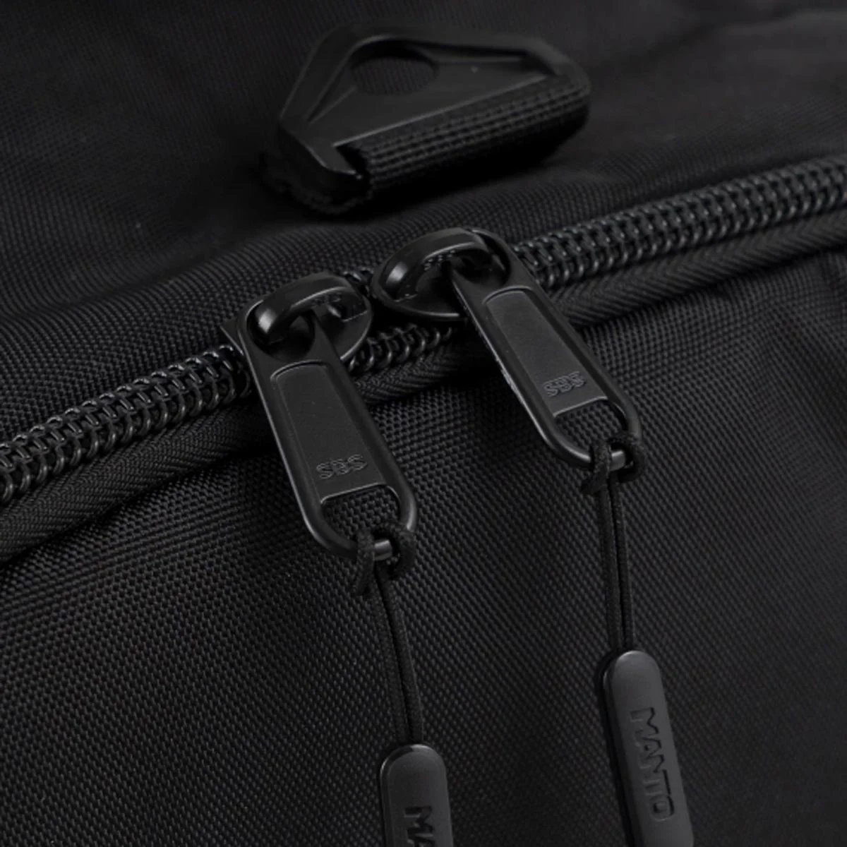 Mochila Manto SOCIETY Convertible XL Negro - Image 12