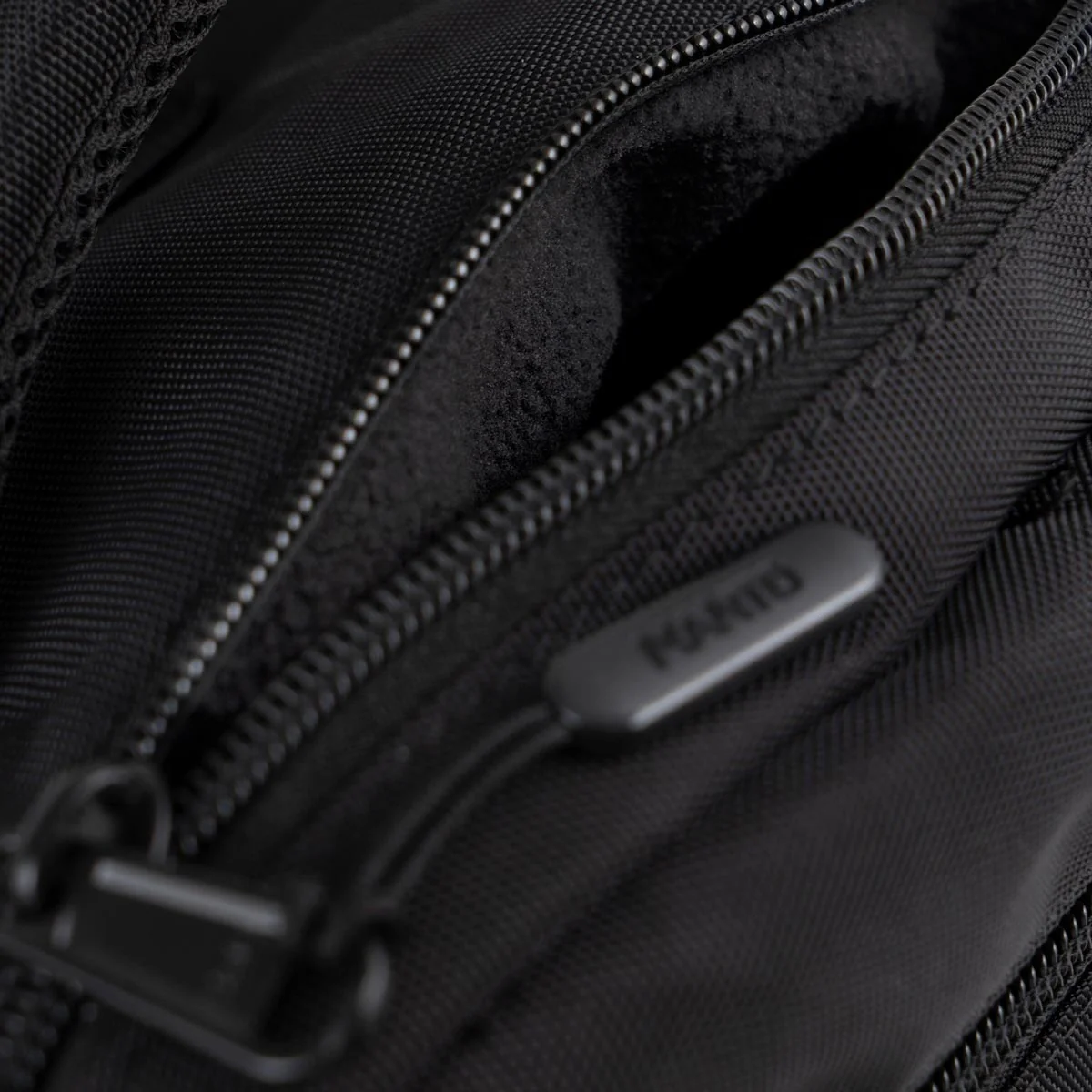 Mochila Manto SOCIETY Convertible XL Negro - Image 7