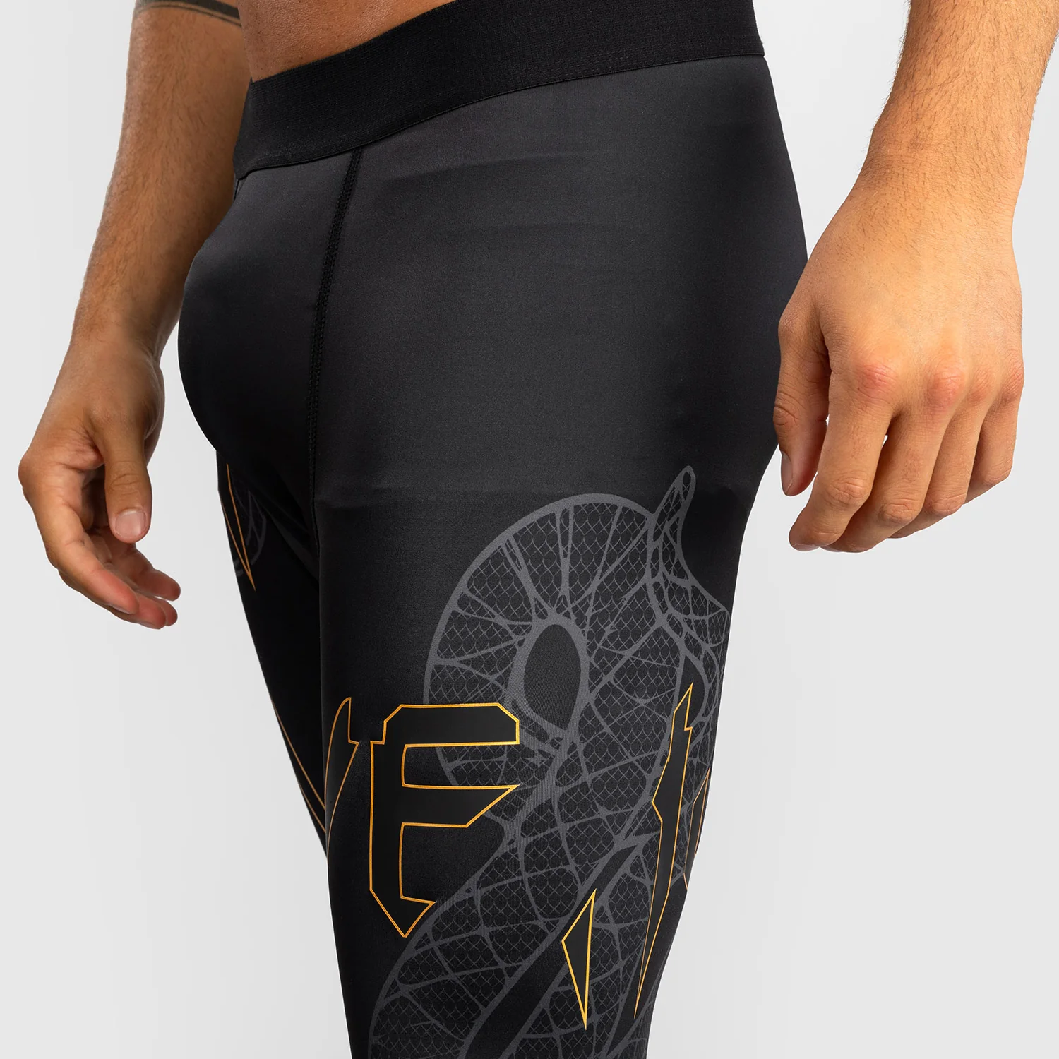 Pantalones a compresión Venum Serpenti Negro  - Image 5