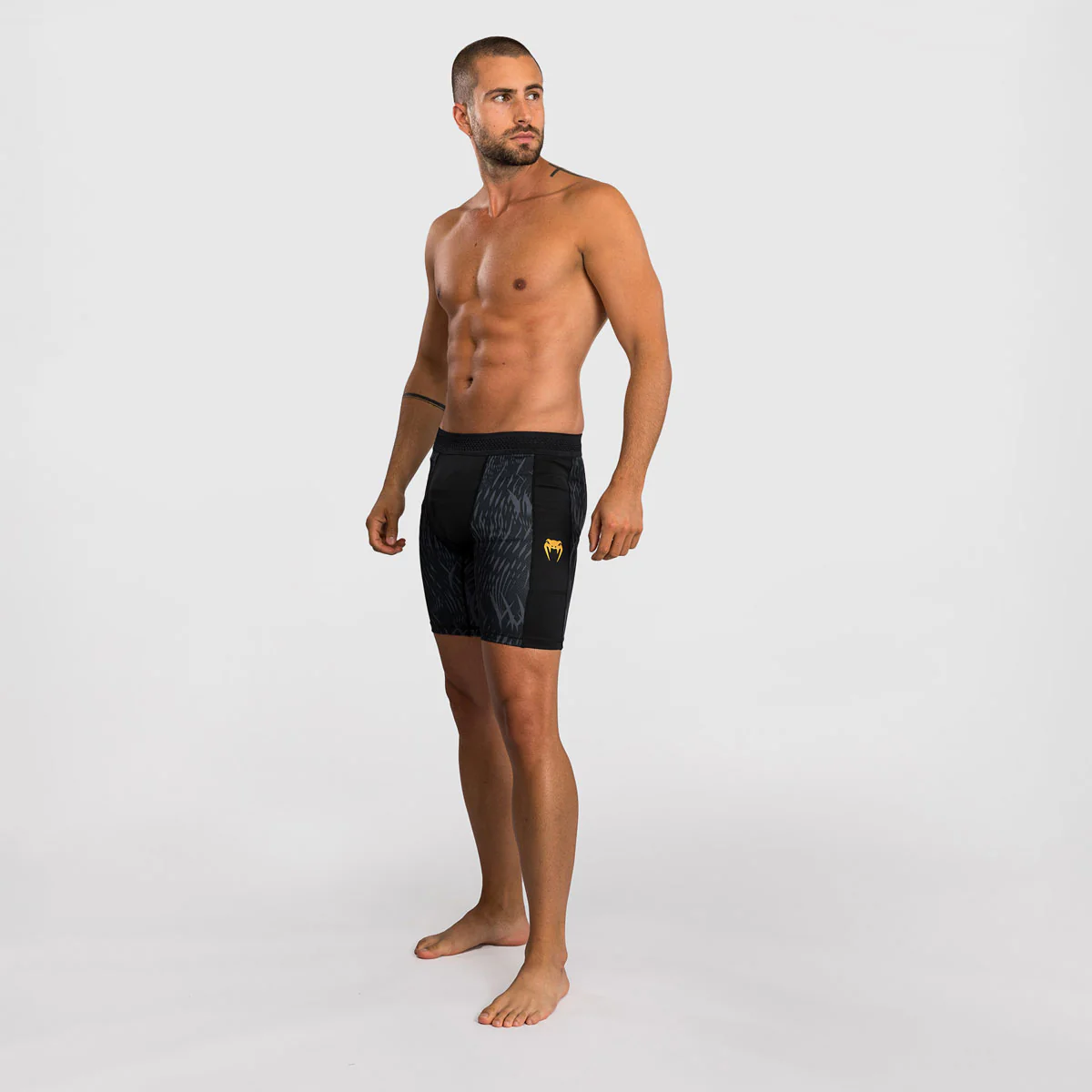 Pantalones cortos a compresión Venum x Chimaev Wild Borz Negro  - Image 6