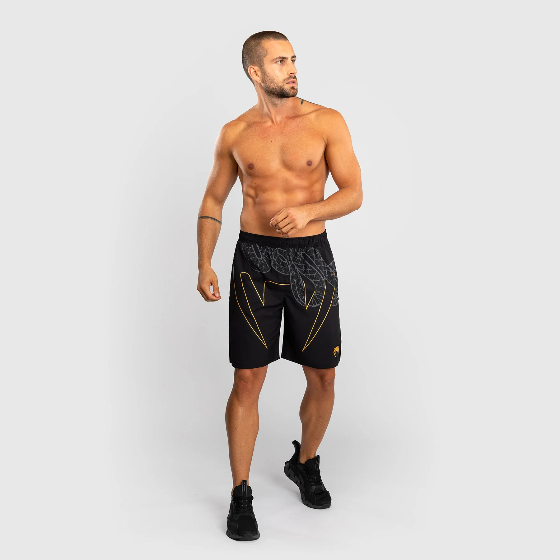 Pantalones cortos de entrenamiento Venum Serpenti Negro  - Image 4