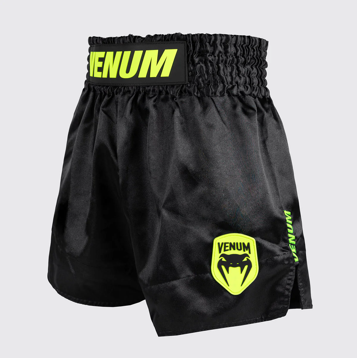 Pantalones cortos kick-tailandés Venum Classic Evo Negro-amarillo  - Image 2