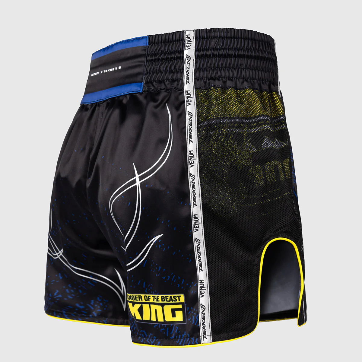 Pantalones cortos kick-tailandés Venum Tekken 8 King Negro-amarillo  - Image 3