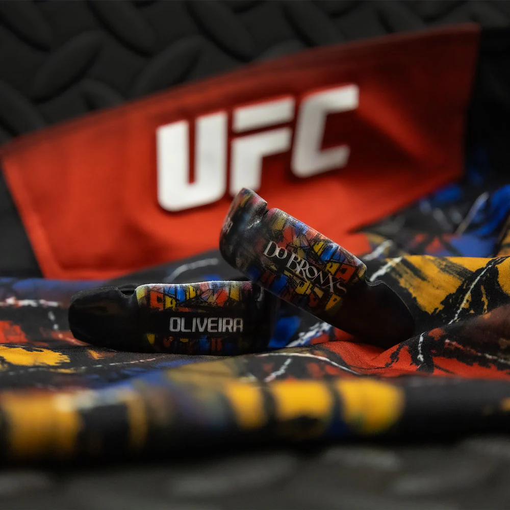 Protector bucal OPRO X UFC Charles Oliveira  - Image 7
