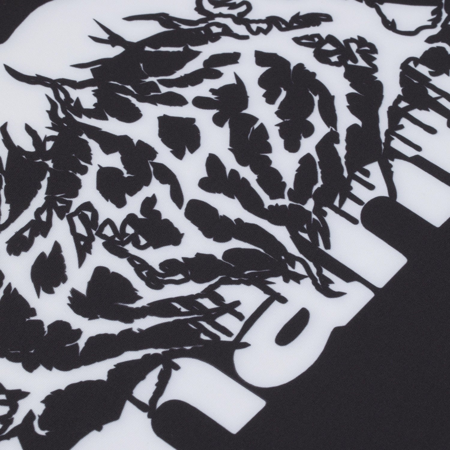 Rashguard Manto Treasure Zone mangas cortas negro  - Image 7