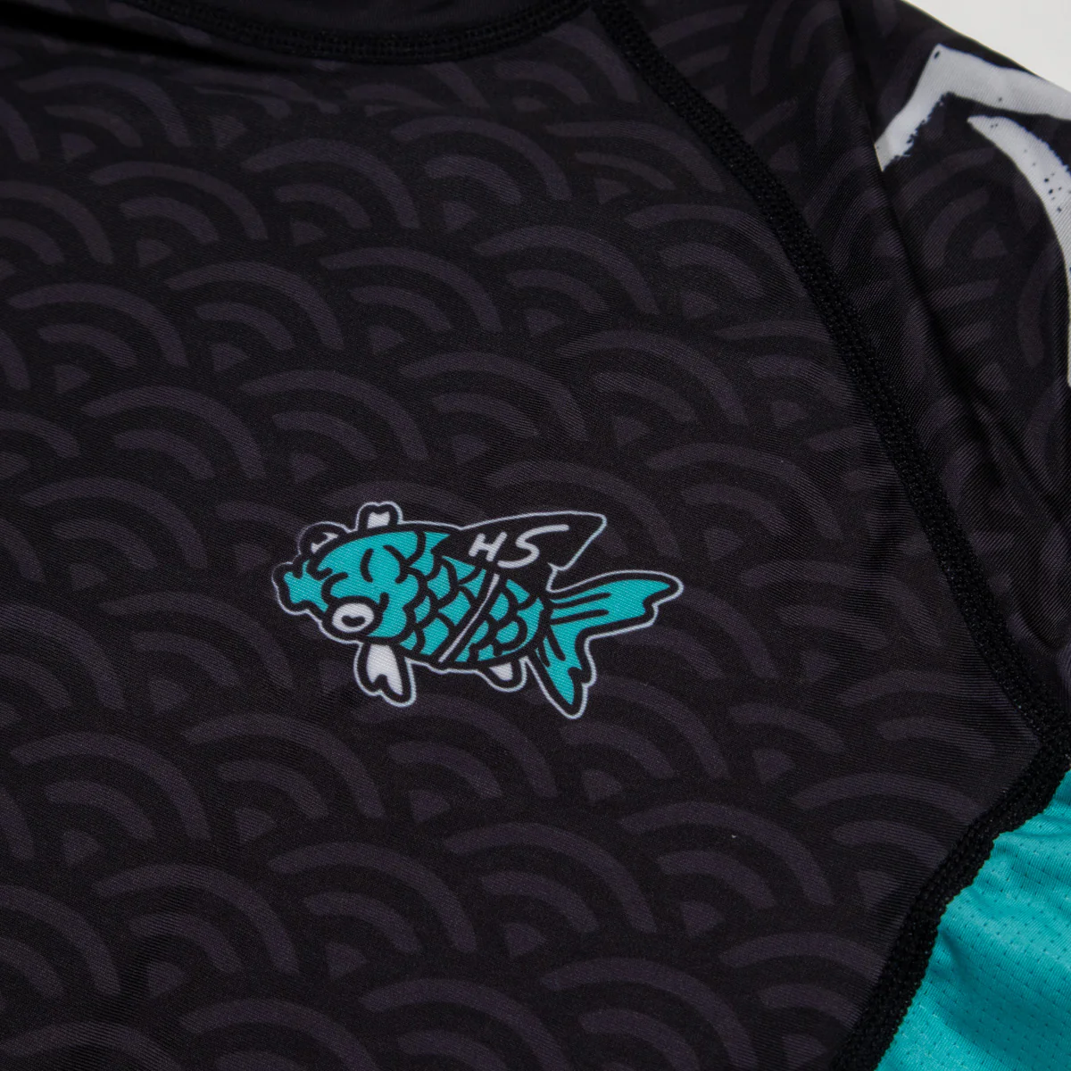 Rashguard Half Sumo Koi  - Image 4