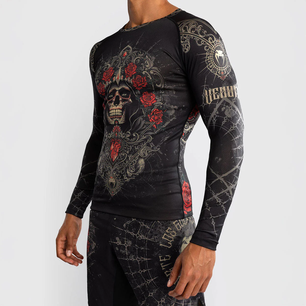 Rashguard Venum Santa Muerte 5.0 mangas largas Negro-Oro  - Image 6