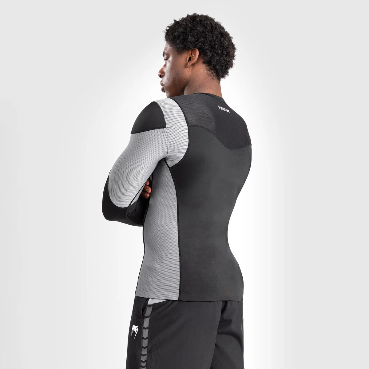 Rashguard Venum Tempest mangas largas Negro  - Image 2