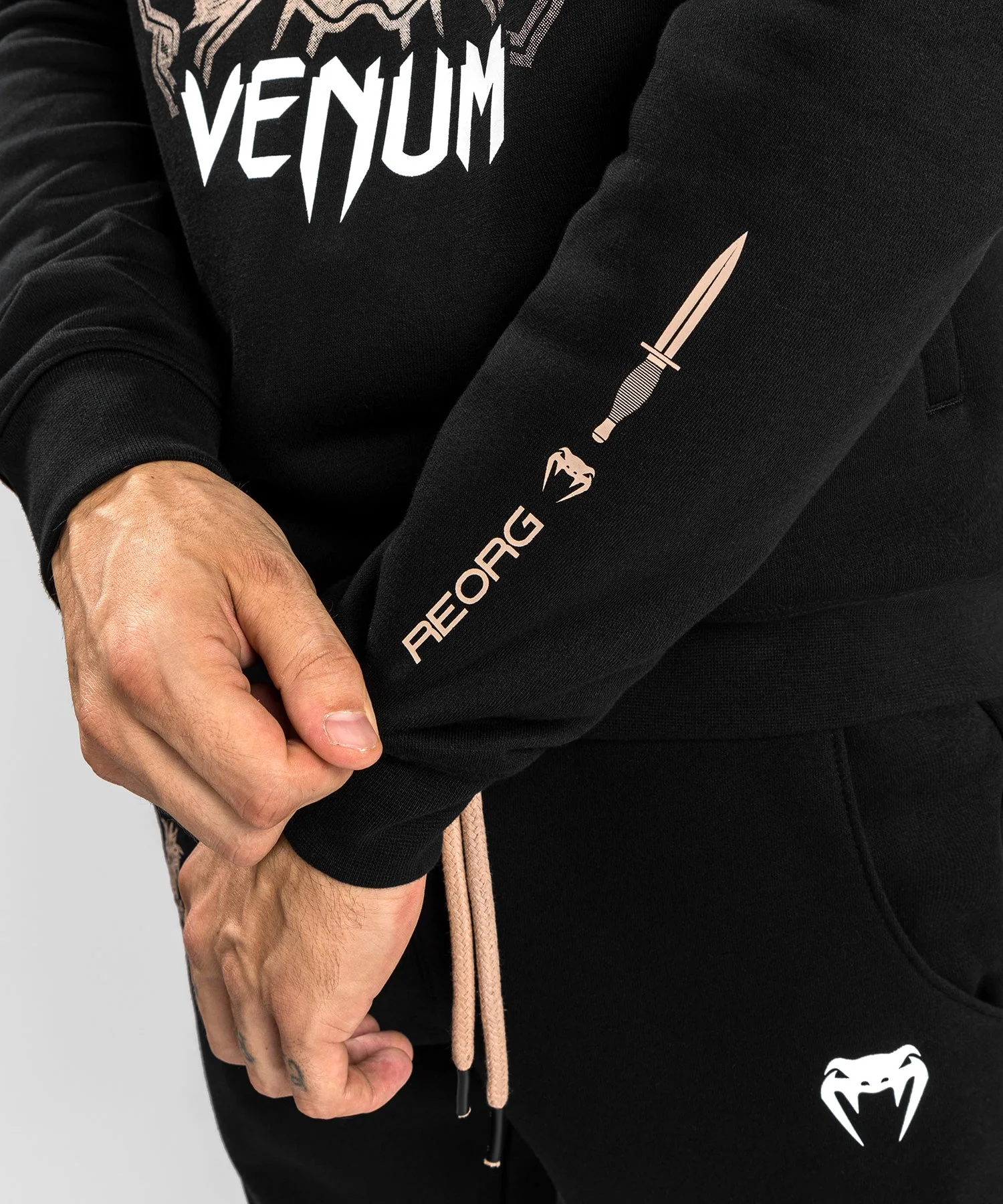 Sudadera Venum Reorg con capucha  - Image 6