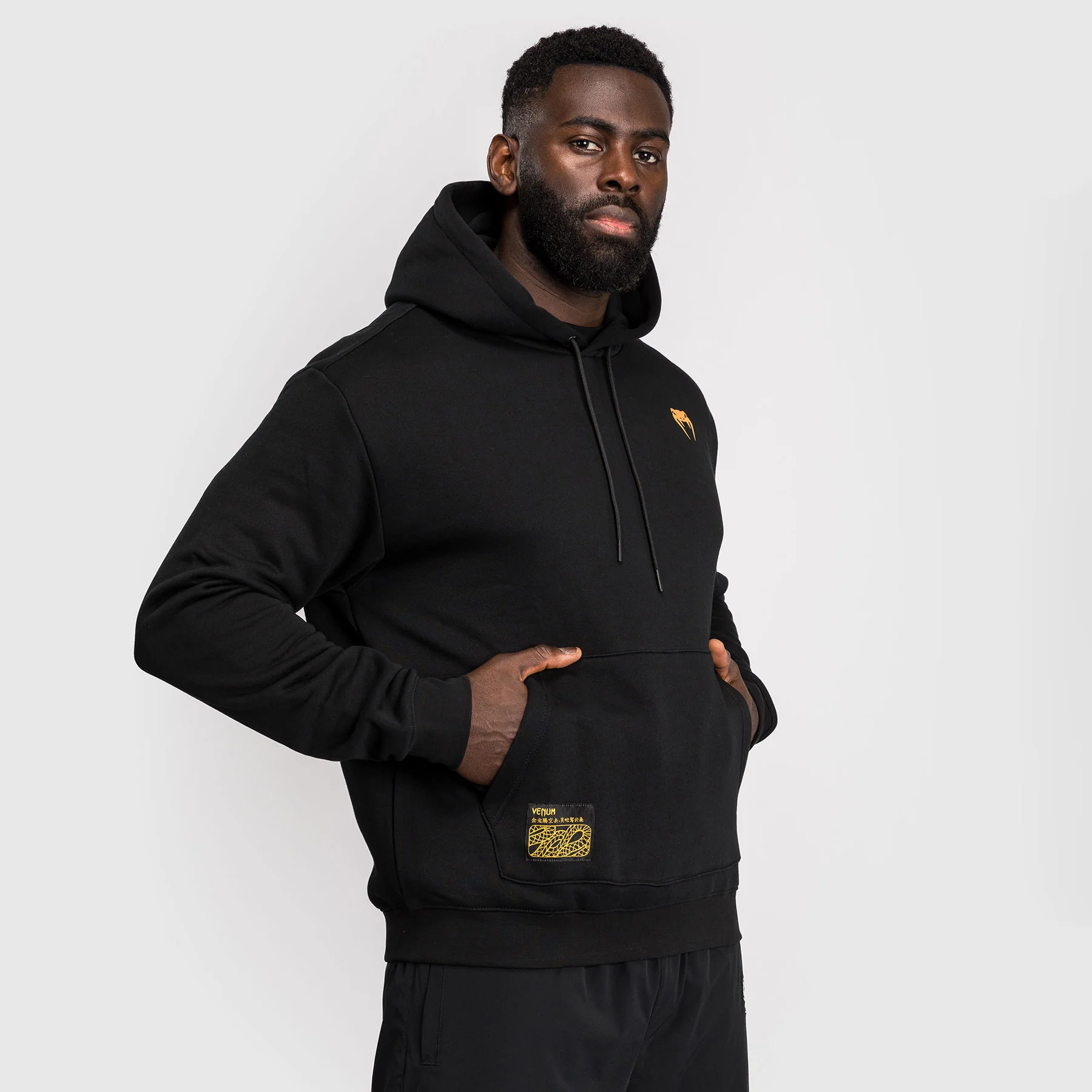 Sudadera Venum Serpenti con capucha Negro  - Image 5
